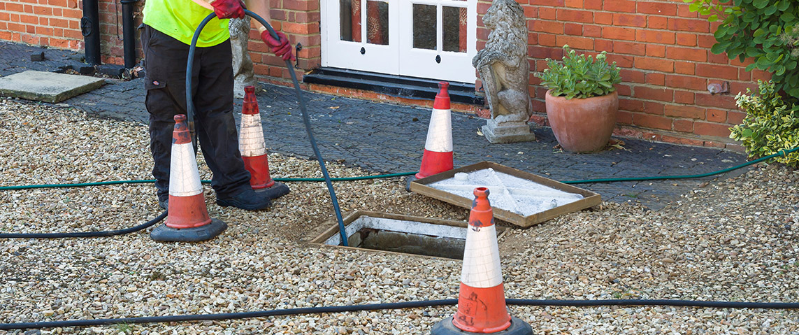 Ways to repair your blocked outside drains